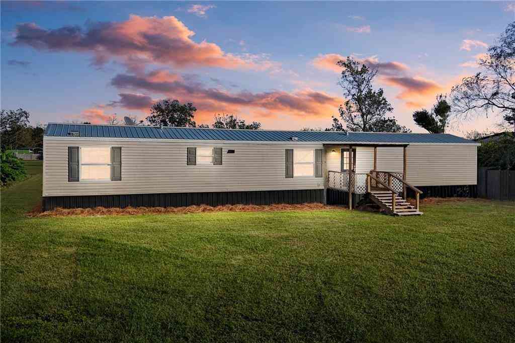 Homes For Rent - 16962 Lea Circle<br/> Fairhope, AL 36532