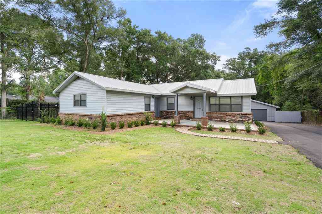 Homes For Rent - 2609 Longleaf Drive<br/> Mobile, AL 36693