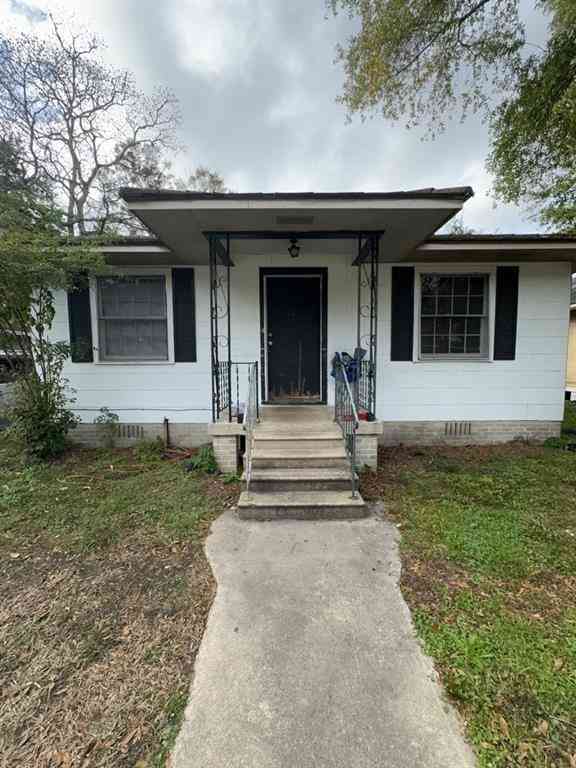 Homes For Sale - 65 Lefevre Street<br/> Mobile County, Mobile, AL 36607