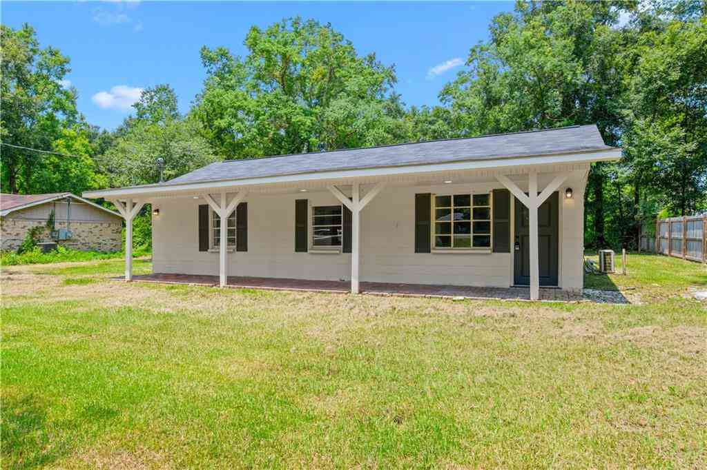 Homes For Sale - 5560 Clyde Drive<br/> Mobile County, Theodore, AL 36582