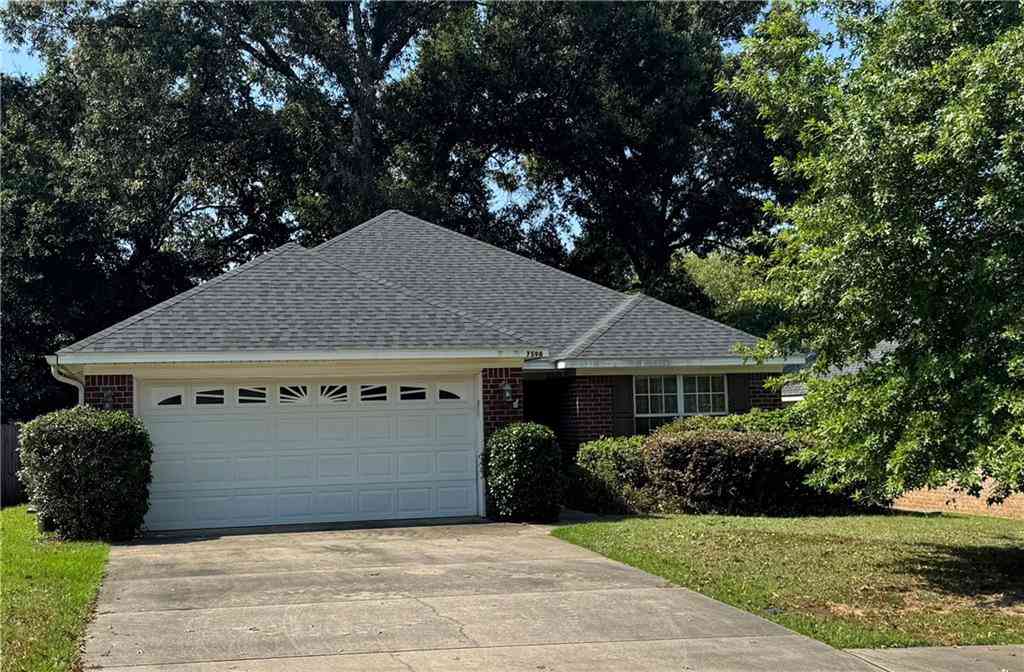 Homes For Sale - 7596 Avery Lane<br/> Daphne, AL 36526