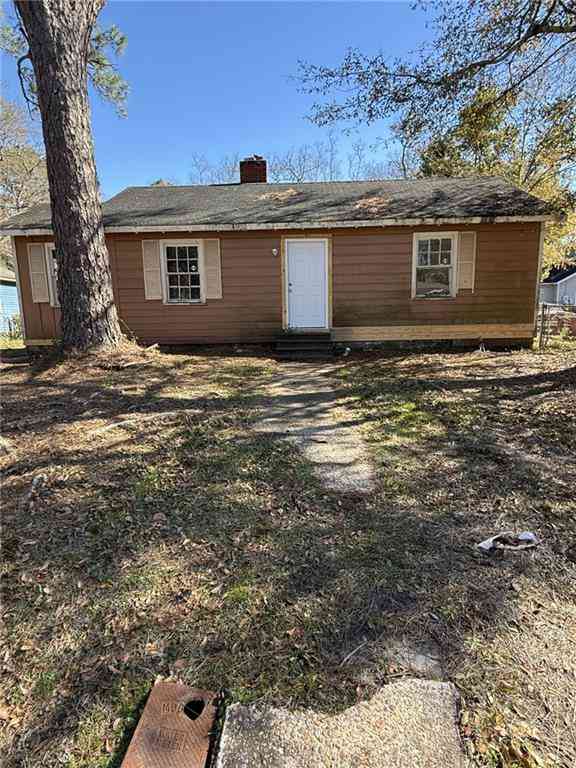 Homes For Sale - 1019 Colonial Court<br/> Mobile, AL 36606