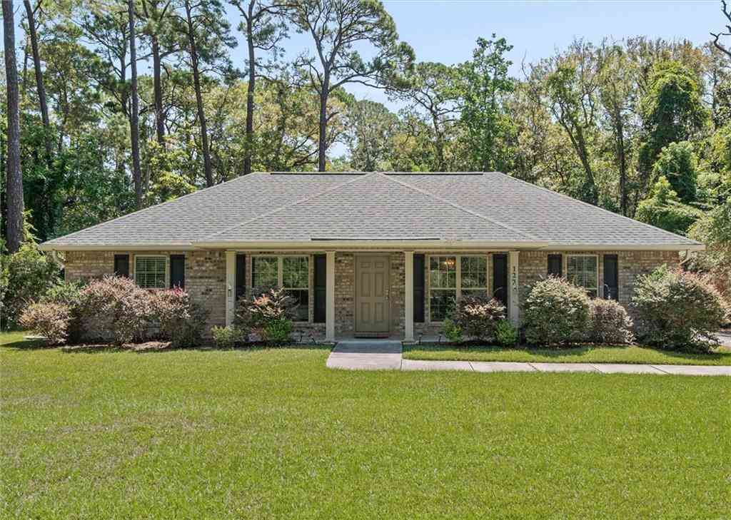 Homes For Sale - 122 Hernando Street<br/> Dauphin Island, AL 36528