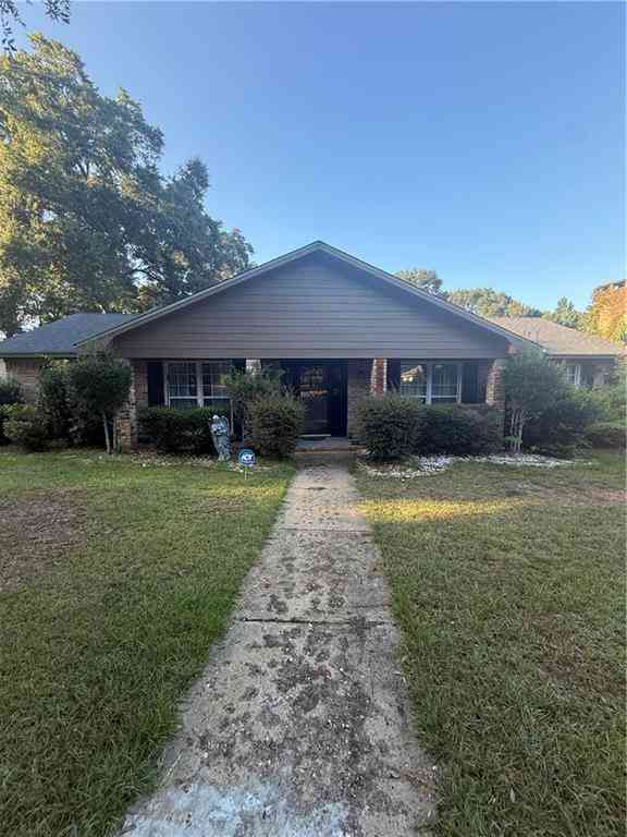 Homes For Sale - 6666 N Hounds Run<br/> Mobile, AL 36608