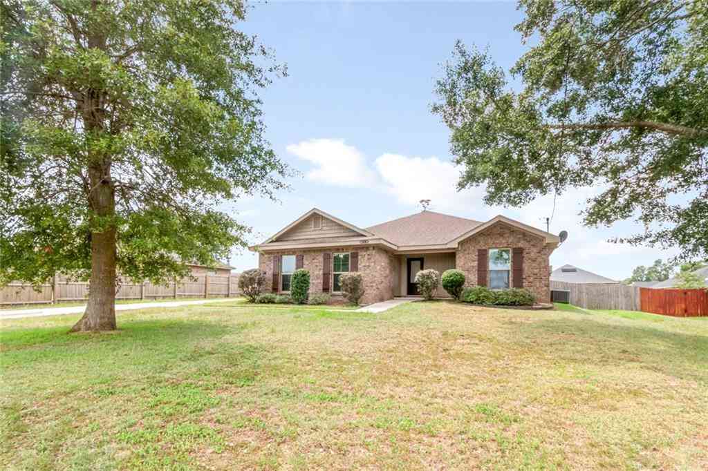 Homes For Sale - 8590 Oak Hill Drive<br/> Semmes, AL 36575