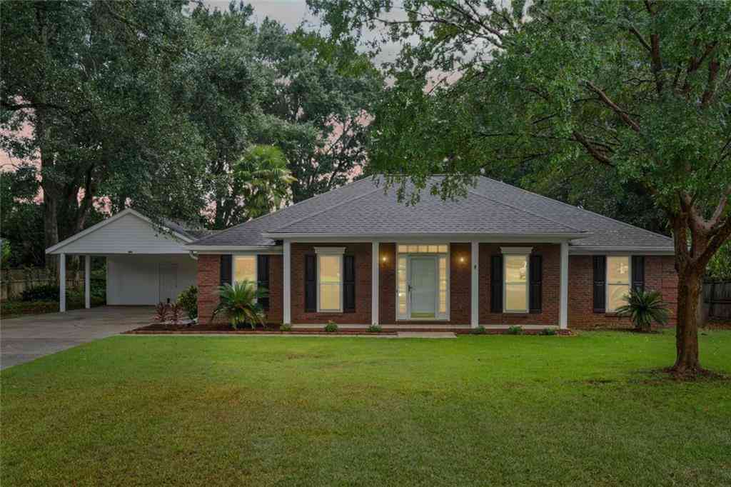 Homes For Sale - 11949 Estel Waller Road<br/> Grand Bay, AL 36541