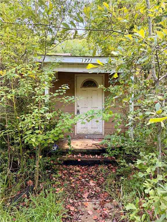 Homes For Sale - 1771 Pake Avenue<br/> Mobile, AL 36605