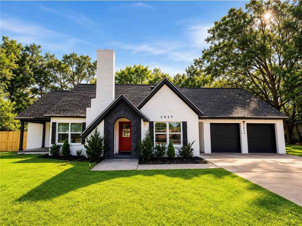 Homes For Sale - 1017 Wellington Street<br/> Mobile, AL 36617