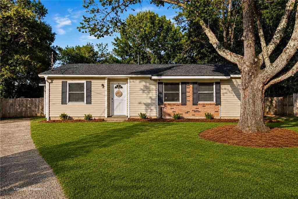 Homes For Sale - 759 W Trailwood Drive<br/> Mobile County, Mobile, AL 36608