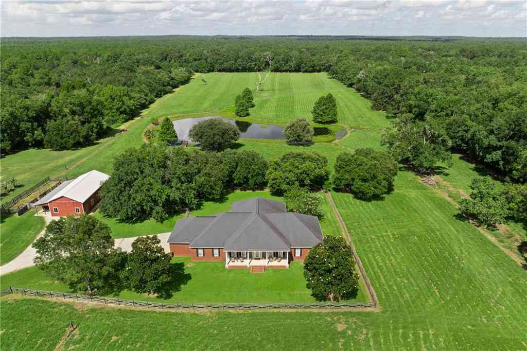 Homes For Sale - 9750 Bellingrath Road<br/> Theodore, AL 36582