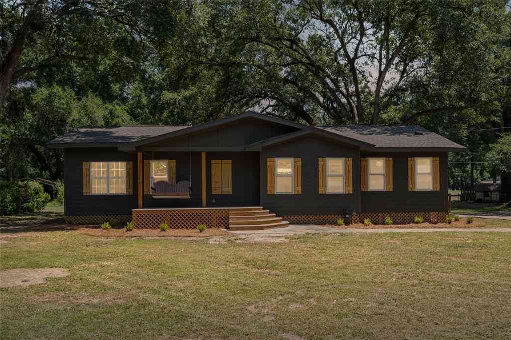Homes For Sale - 5228 Old Highway 43<br/> Satsuma, AL 36572