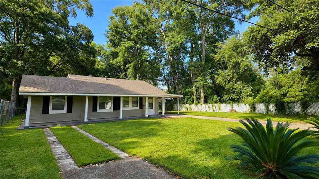 Homes For Sale - 2560 Howell Avenue<br/> Mobile County, Mobile, AL 36606