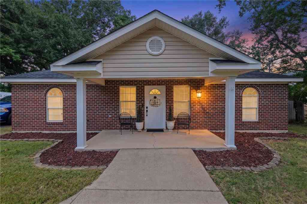 Homes For Sale - 4715 Golden Avenue<br/> Mobile County, Mobile, AL 36619
