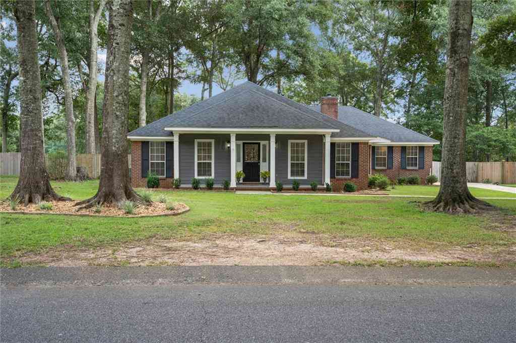 Homes For Sale - 3675 Arlington Oaks Drive<br/> Mobile County, Mobile, AL 36695