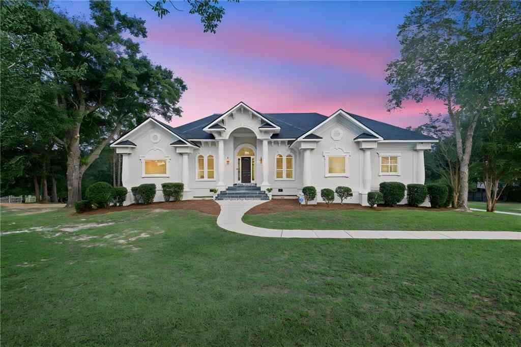 Homes For Sale - 2640 Meadow Lake Road<br/> Mobile County, Semmes, AL 36575