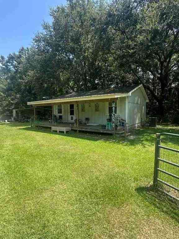 Homes For Sale - 14325 Crawford Lane<br/> Grand Bay, AL 36541