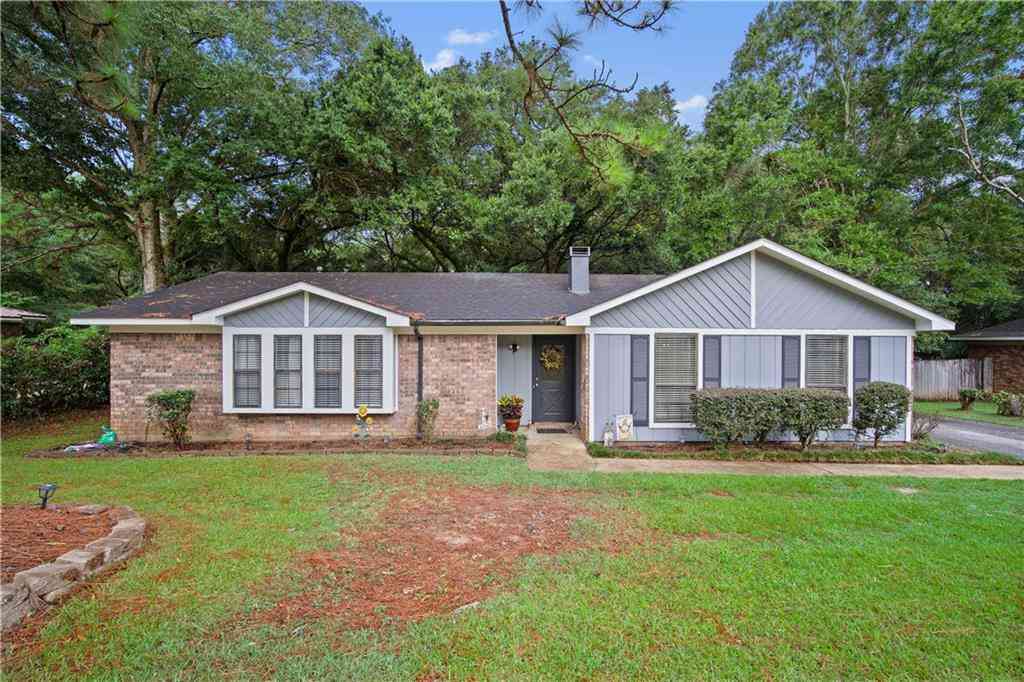 Homes For Sale - 2556 Meadowview Drive<br/> Mobile County, Mobile, AL 36695