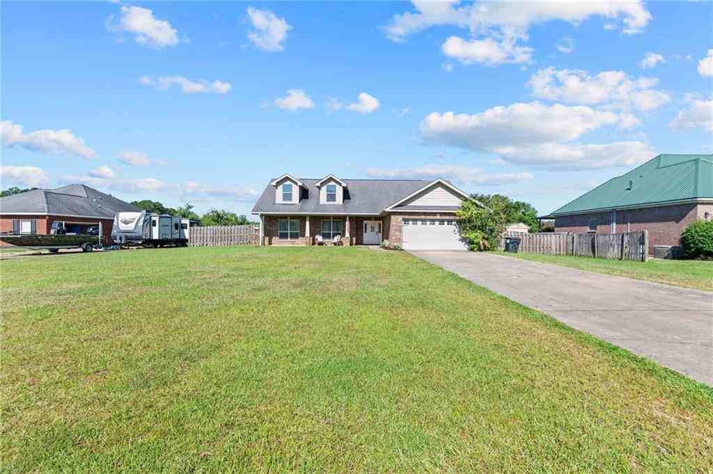 Homes For Sale - 9930 Hall Road<br/> Grand Bay, AL 36541