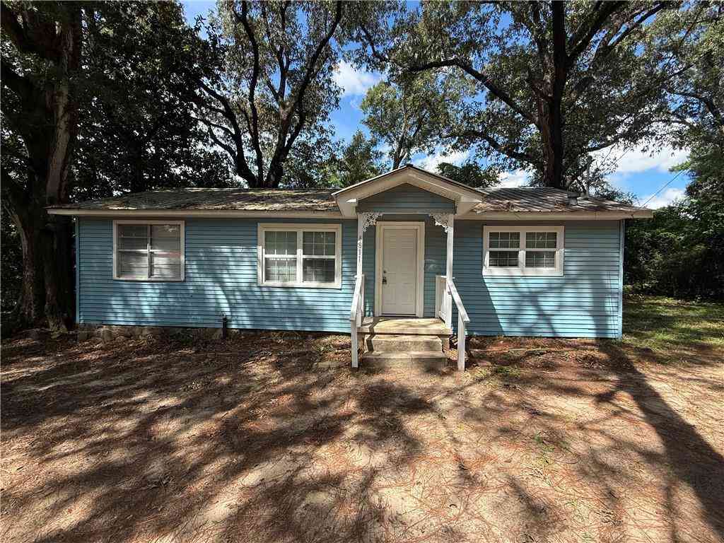 Homes For Sale - 4811 Suncrest Road<br/> Eight Mile, AL 36613