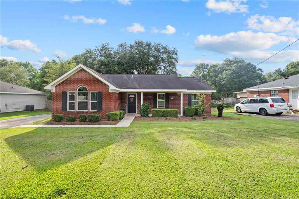 Homes For Sale - 2890 Barlett Drive<br/> Mobile, AL 36608