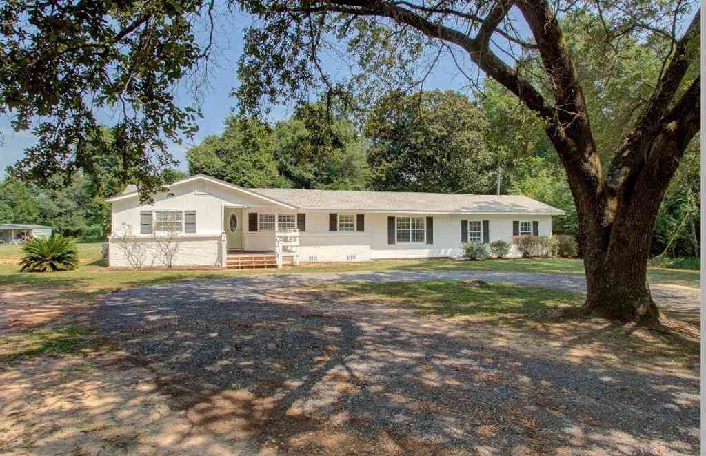 Homes For Sale - 15162 Randolph Foster Road<br/> Wilmer, AL 36587