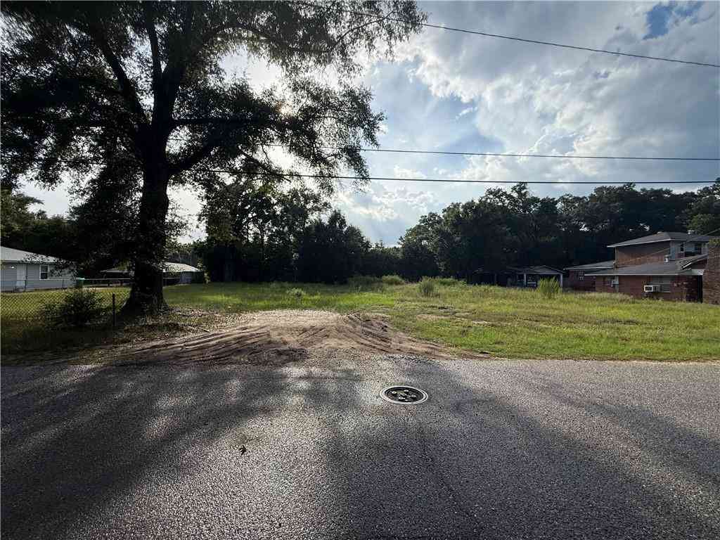 Vacant Land For Sale - 31 Bernard Street<br/> Saraland, AL 36571