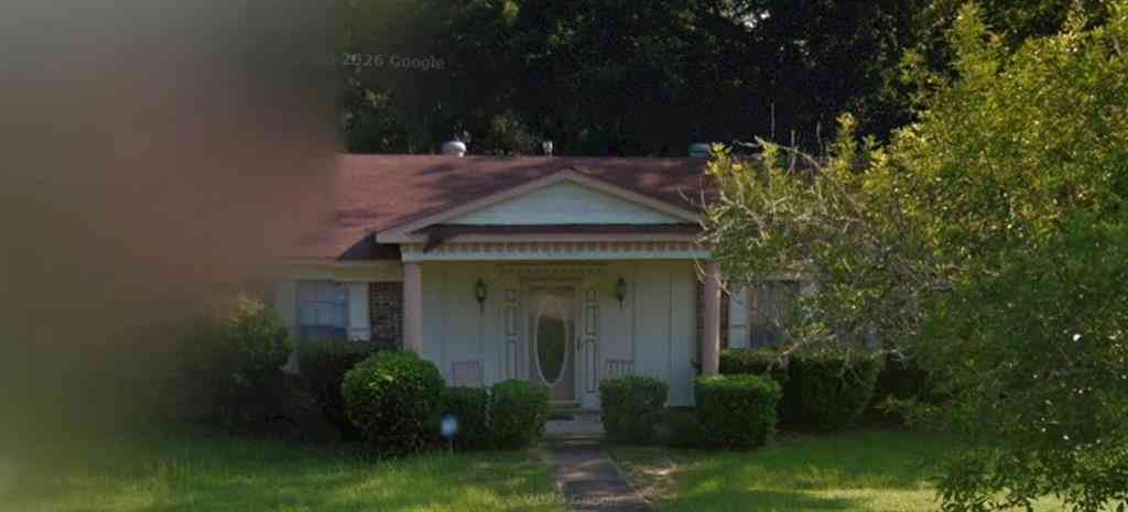 Homes For Sale - 5900 N Carlisle Drive<br/> Mobile County, Mobile, AL 36618