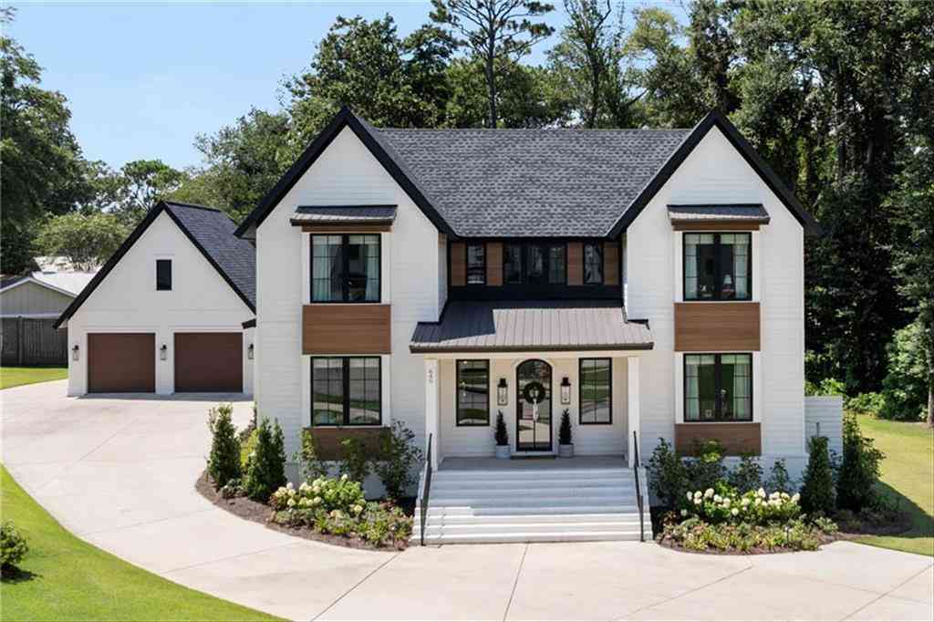 Homes For Sale - 640 Hermitage Court<br/> Fairhope, AL 36532