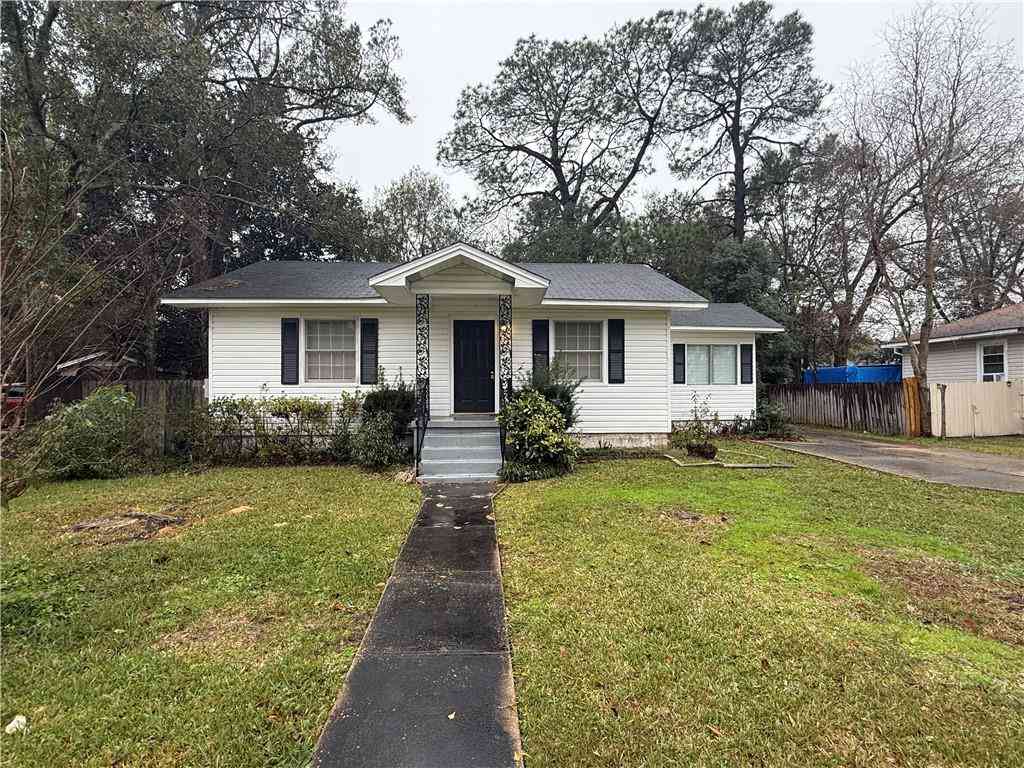Homes For Rent - 120 Paris Avenue<br/> Mobile, AL 36606
