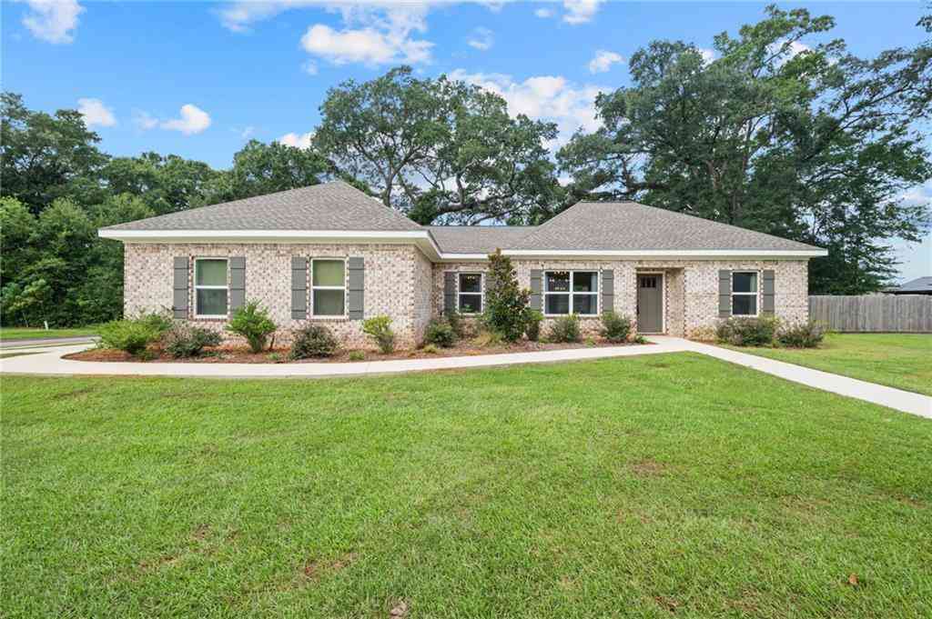 Homes For Sale - 10030 N Desiree Court<br/> Mobile County, Theodore, AL 36582