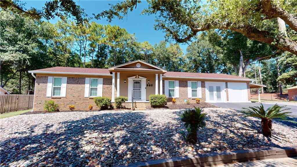 Homes For Sale - 905 Imperial Drive<br/> Mobile, AL 36608