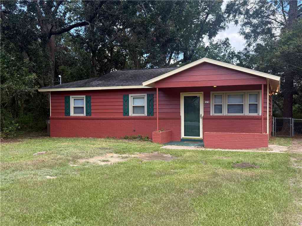 Homes For Sale - 1210 E Barker Drive<br/> Mobile, AL 36608