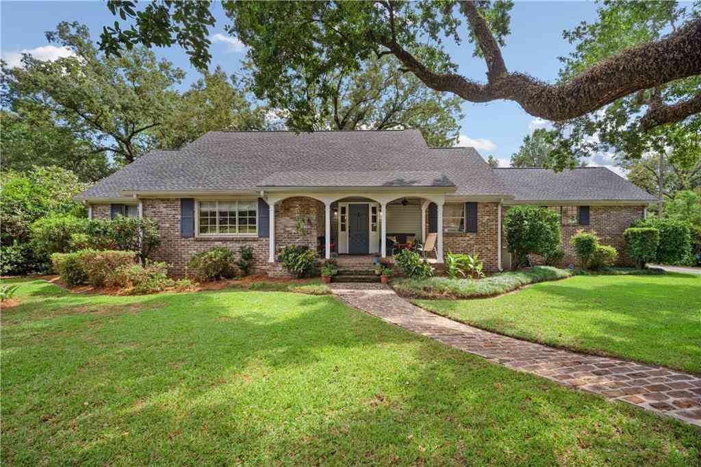 Homes For Sale - 3975 S Byronell Drive<br/> Mobile County, Mobile, AL 36693