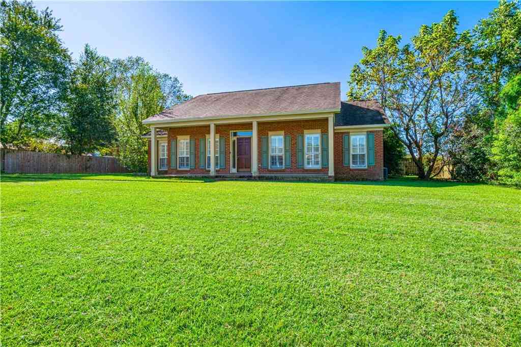 Homes For Sale - 9271 Mcfarland Trace Drive<br/> Mobile County, Mobile, AL 36695