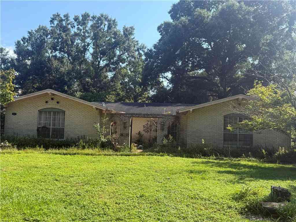 Homes For Sale - 454 N Vaughn Drive<br/> Mobile County, Satsuma, AL 36572