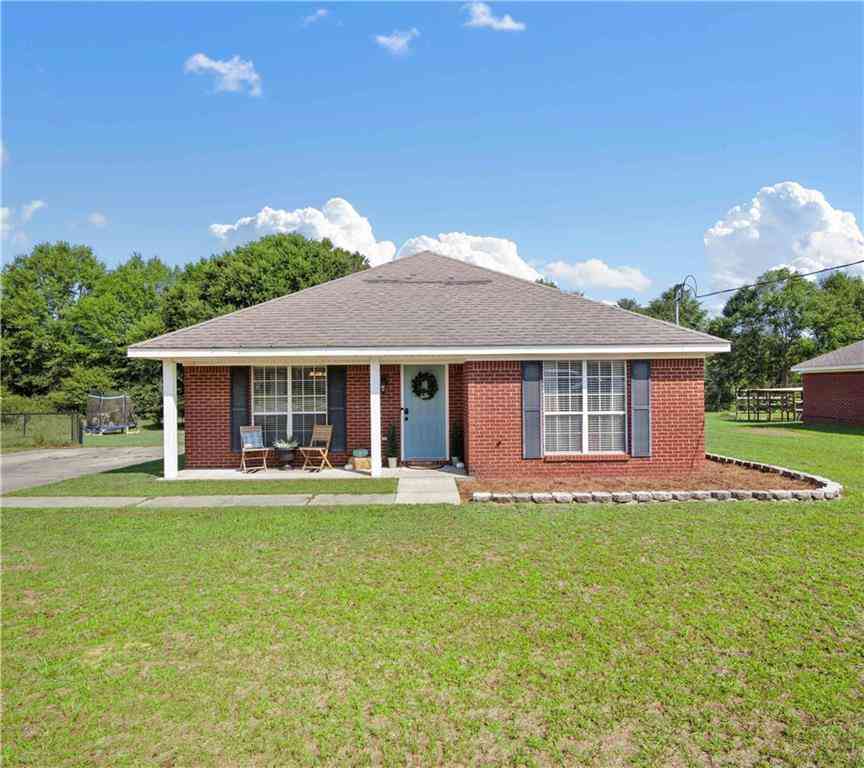 Homes For Sale - 8070 Meadowood Drive<br/> Citronelle, AL 36522
