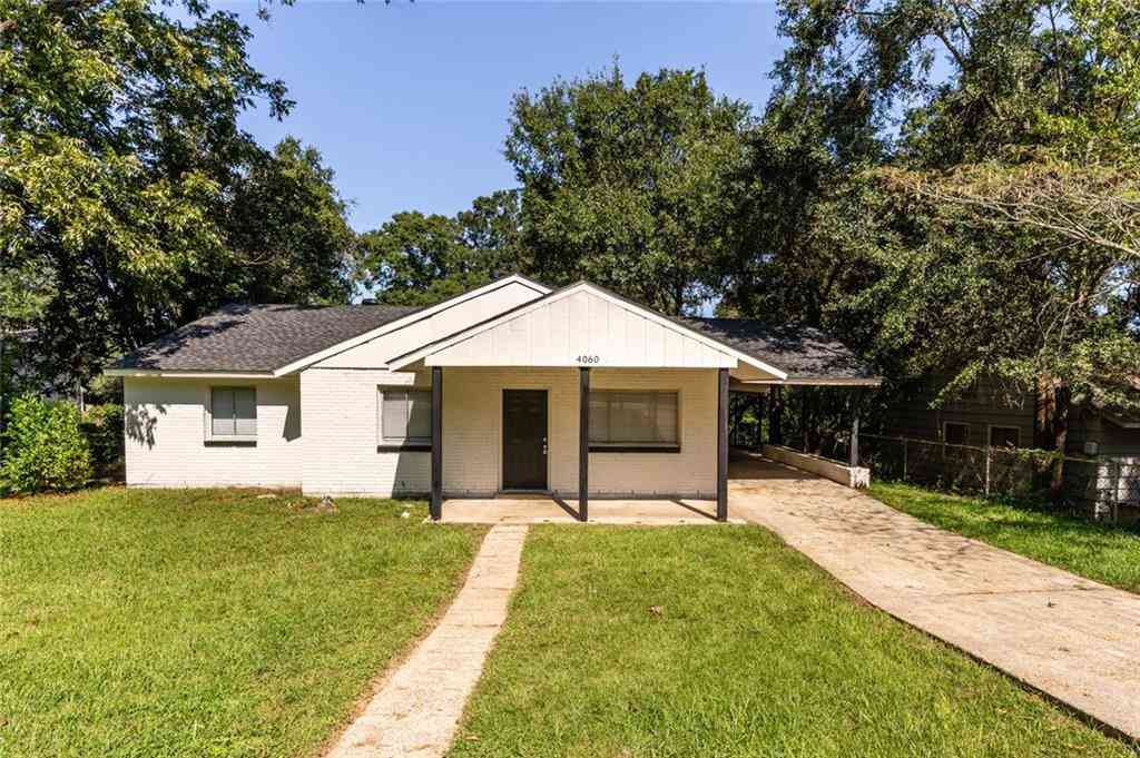 Homes For Sale - 4060 Cresthaven Road<br/> Mobile County, Mobile, AL 36609