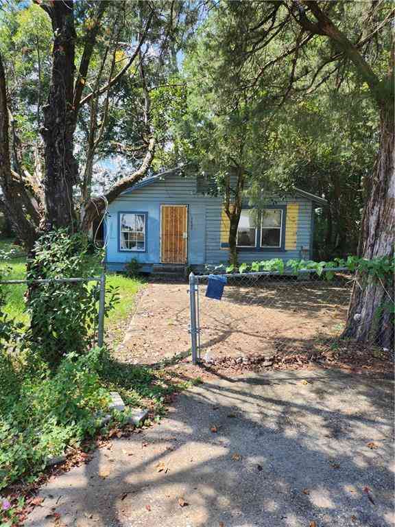 Homes For Sale - 1409 Bullshead Street<br/> Mobile, AL 36610