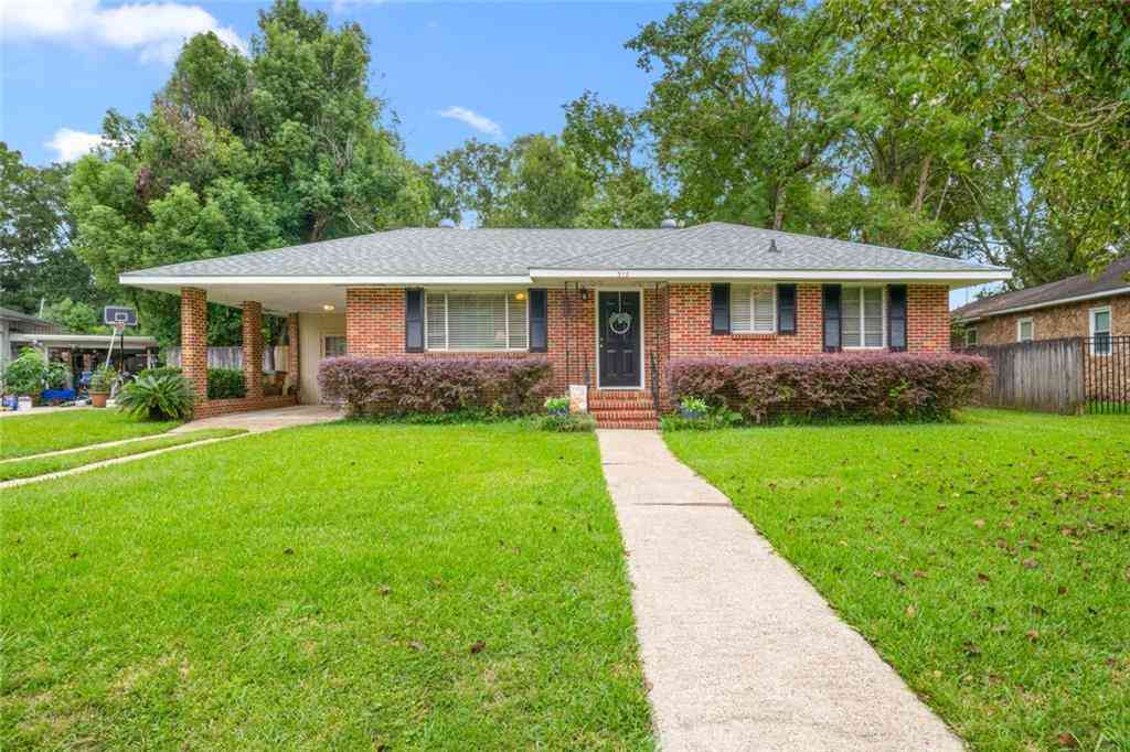 Homes For Sale - 313 Thornhill Circle<br/> Mobile, AL 36606