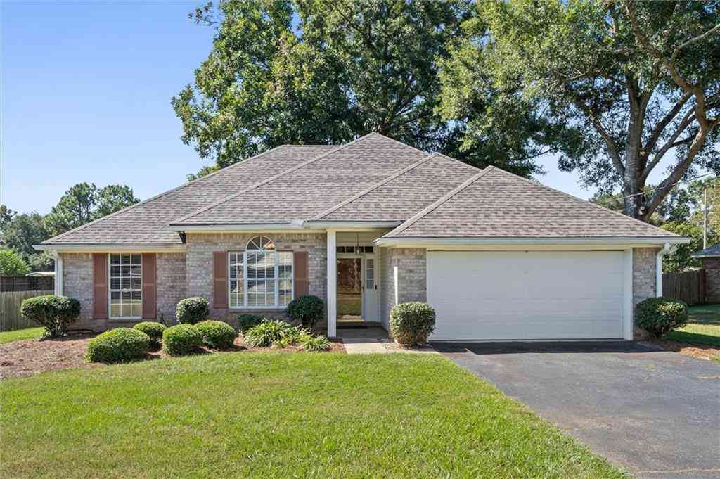 Homes For Sale - 2380 Bobwhite Trail<br/> Mobile, AL 36695