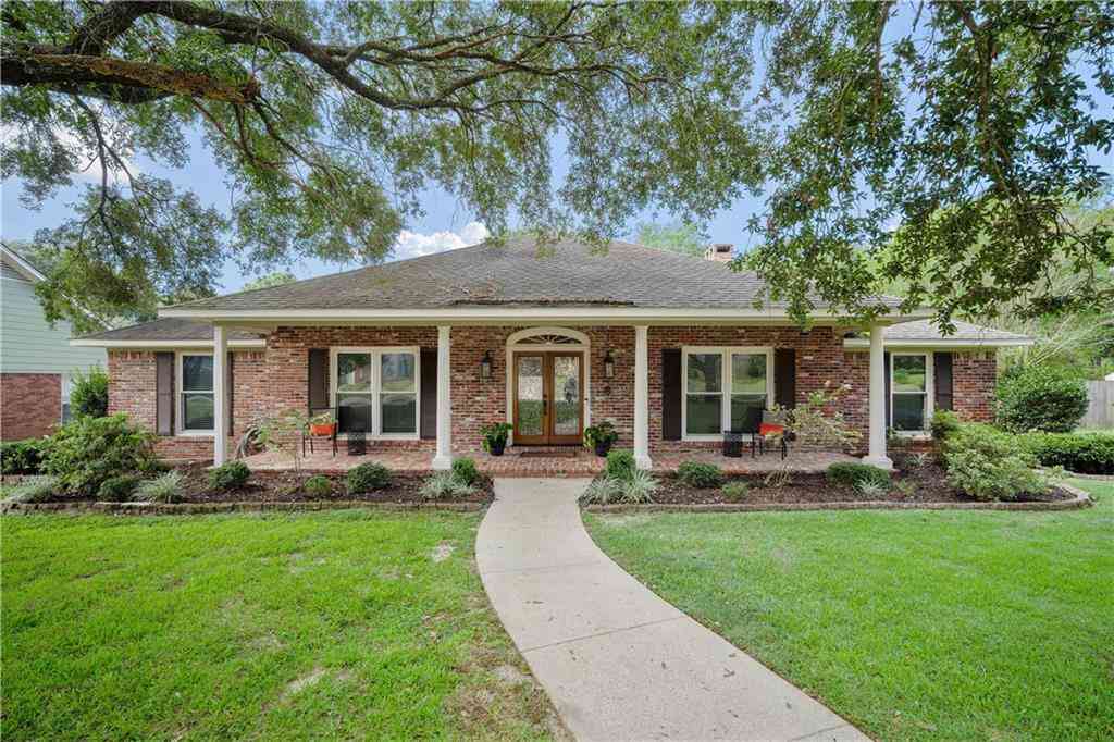Homes For Sale - 1620 Abbeywood Drive<br/> Mobile County, Mobile, AL 36695