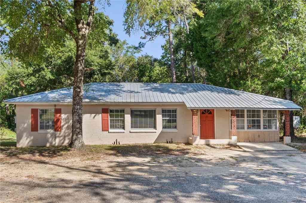 Homes For Sale - 4800 Lott Road<br/> Eight Mile, AL 36613
