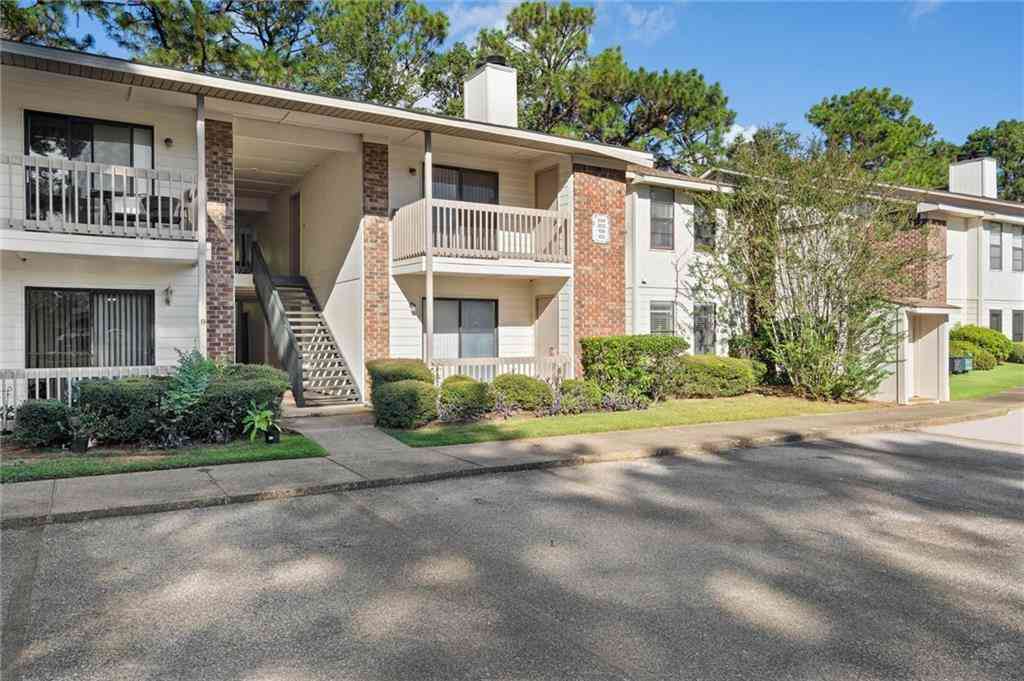 Condo For Sale - 1250 Henckley Avenue #204<br/> Mobile County, Mobile, AL 36609
