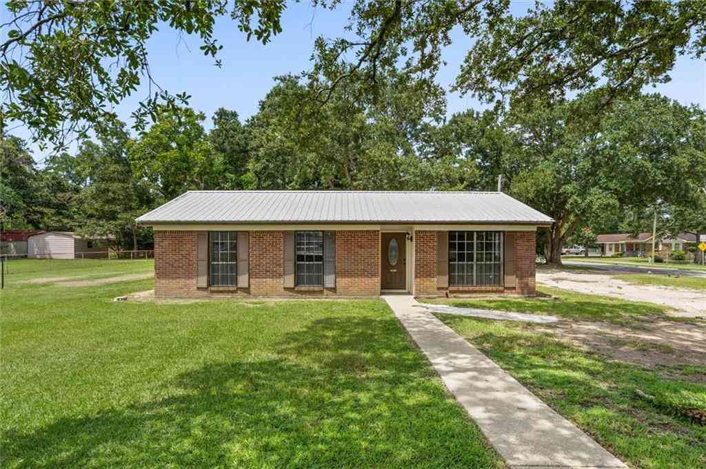 Homes For Sale - 400 9th Avenue<br/> Baldwin County, Foley, AL 36535