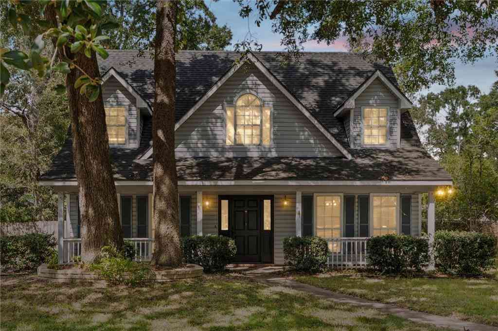 Homes For Sale - 3924 E Medford Drive<br/> Mobile, AL 36693