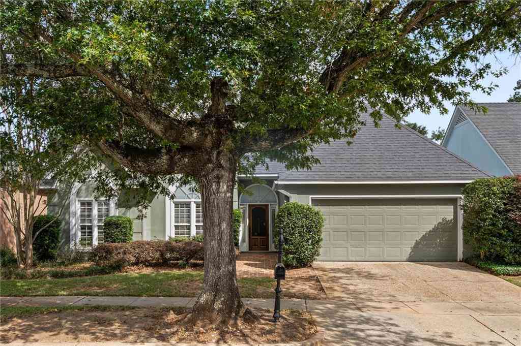 Homes For Sale - 2467 Ashbury Place<br/> Mobile County, Mobile, AL 36693