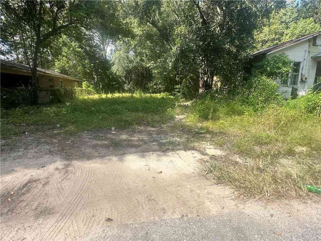 Vacant Land For Sale - 805 Smith Avenue<br/> Mobile, AL 36610