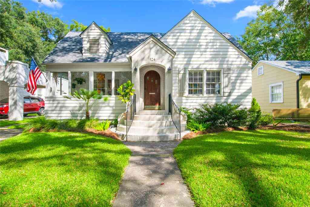Homes For Sale - 124 Florence Place<br/> Mobile County, Mobile, AL 36607