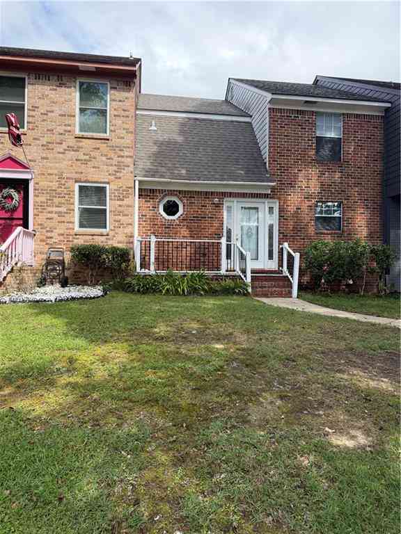 Townhouse For Rent - 6028 Sussex Drive<br/> Mobile, AL 36608