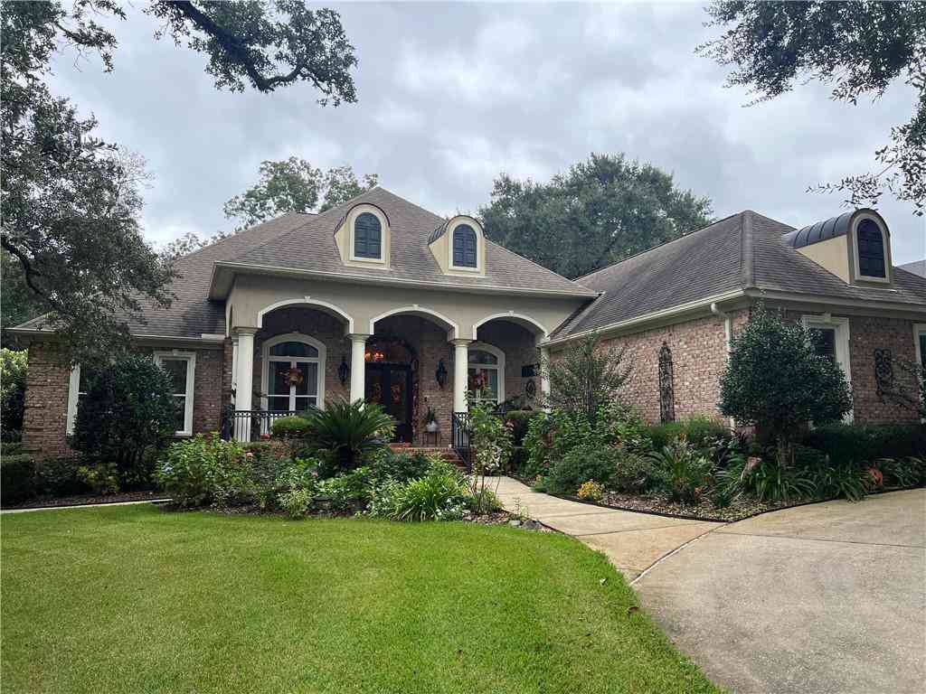 Homes For Sale - 12550 N Bell Creek Drive<br/> Mobile County, Grand Bay, AL 36541